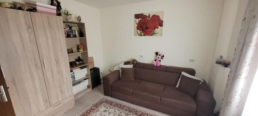 Casă individuală cu 5 camere cu Teren 120 Mp în Florești