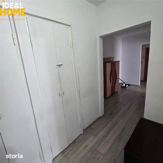 Apartament cu 3 camere decomandat în Mircea cel Bătrân