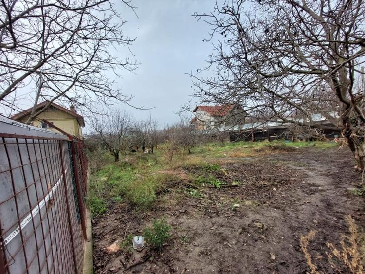 Teren Construcții intravilan de 1174 mp, în Kamsas