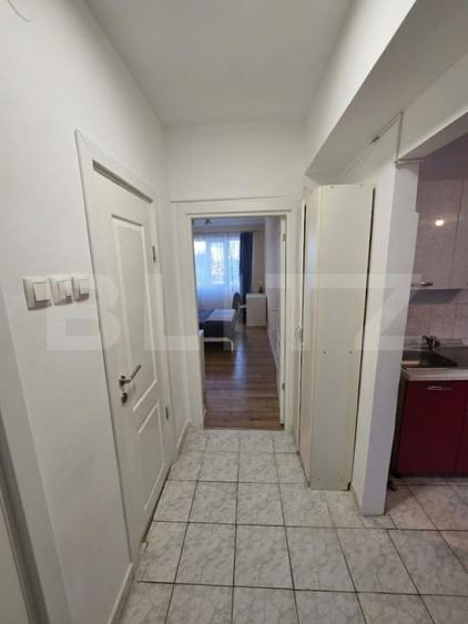 Apartament cu 2 camere decomandat, mobilat în Central
