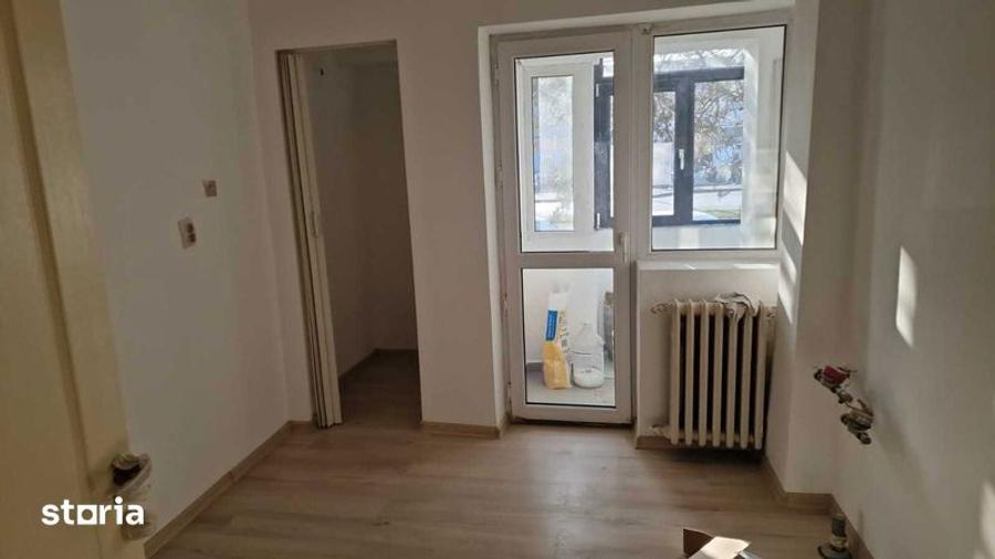 Apartament cu 3 camere decomandat în Gării