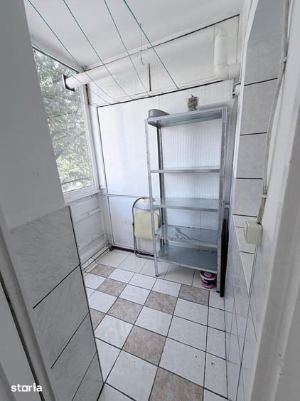 Garsonieră în Vatra Luminoasă