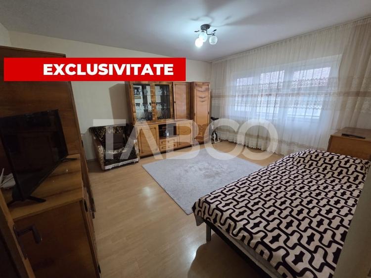 Apartament 2 camere de vanzare zona Titu Pertia 2 balcoane 51mp utili - 1