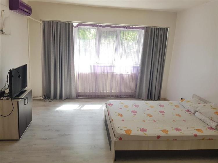 Garsonieră decomandată în Buzaului