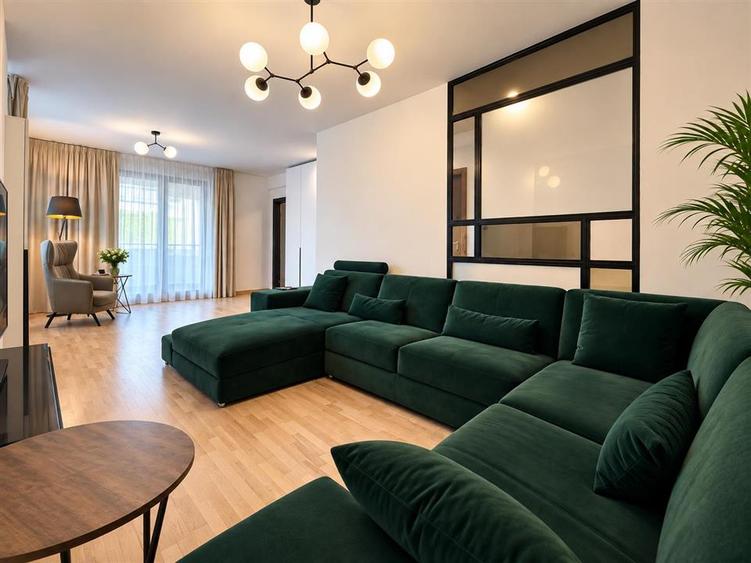 Apartament cu 3 camere decomandat, mobilat în Herăstrău