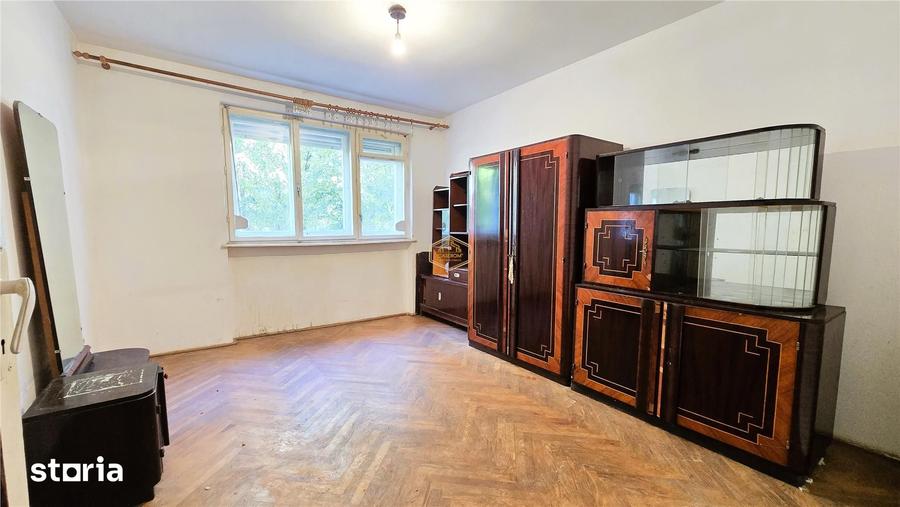 Apartament cu 2 camere decomandat în Micro 14