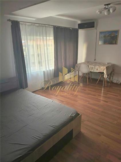 Garsonieră decomandată, mobilată în Complex Studențesc