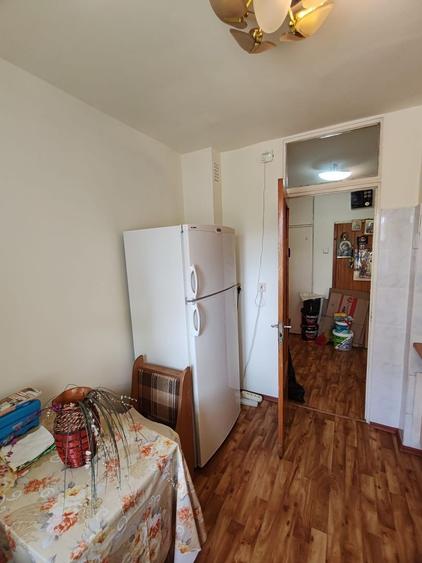 Apartament cu 3 camere decomandat în Camil Ressu
