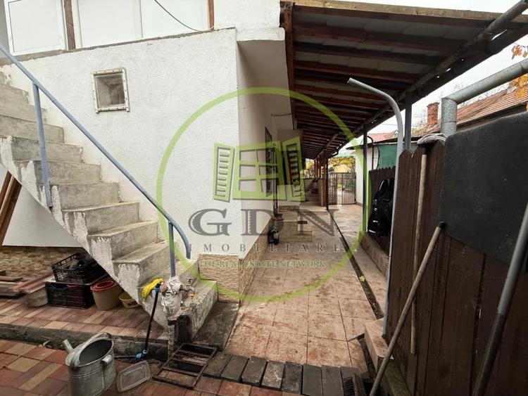 Casă individuală cu 4 camere cu Canalizare în Brestei