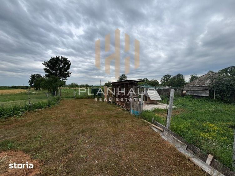 Casă cu 3 camere cu Teren 4400 Mp în Sălsig