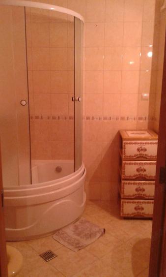 Apartament cu 2 camere decomandat în Dacia