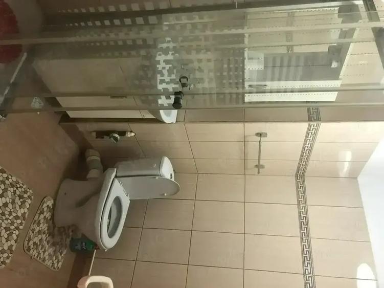 Apartament cu 4 camere decomandat în Sebastian