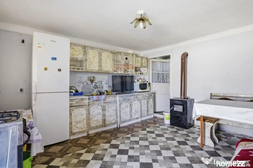 Casă cu 3 camere cu Teren 1439 Mp în Satu Mare
