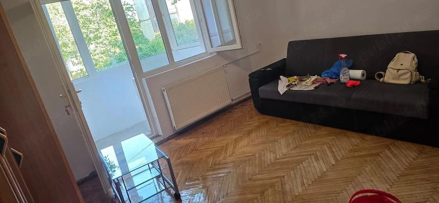 Apartament cu 2 camere semidecomandat în Aradului