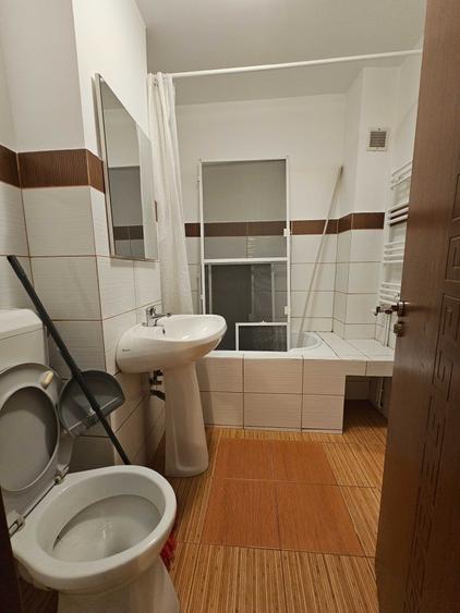 Apartament cu 2 camere decomandat în Ultracentral
