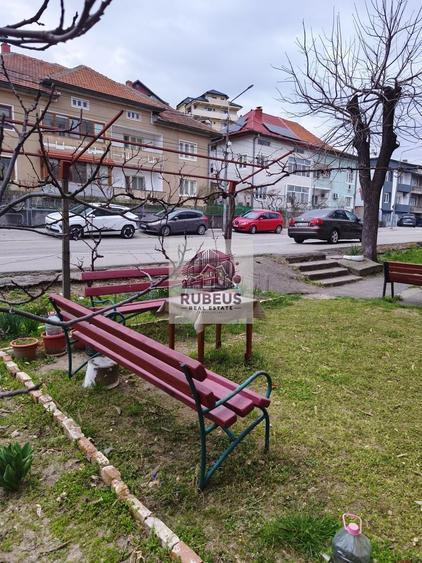 Mic la întreținere, bun la randament: apartament în Orșova - 10