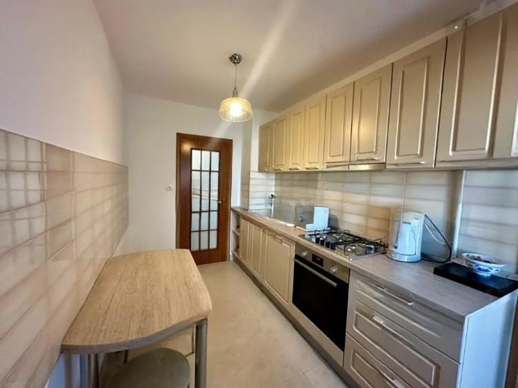 Apartament 3 camere amenajat pentru birou / sediu firmă | Decebal - 2