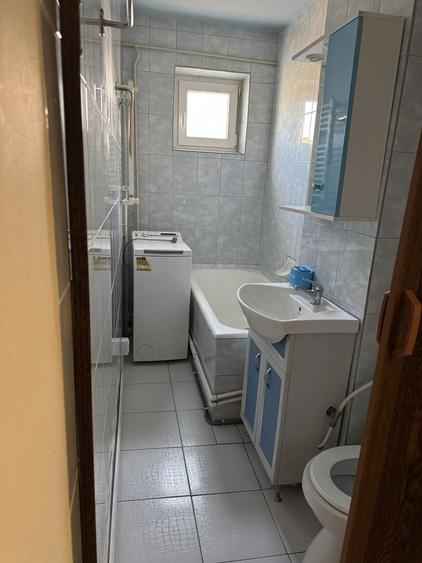 Apartament cu 2 camere decomandat în Exterior Vest