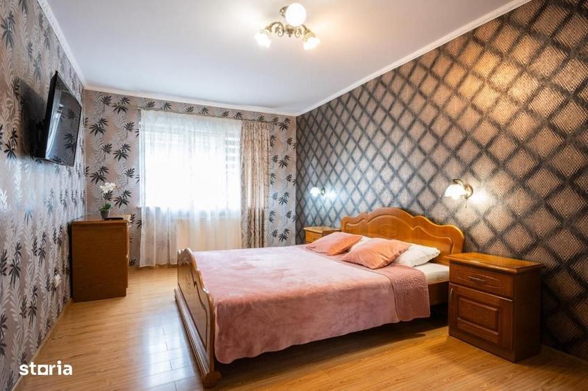 Casă cu 4 camere în Noua