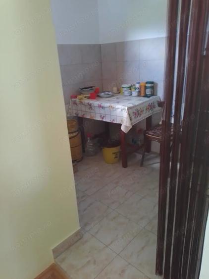 Casă cu 2 camere în Almașu