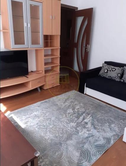 Apartament cu 2 camere decomandat, mobilat în Centrul Civic