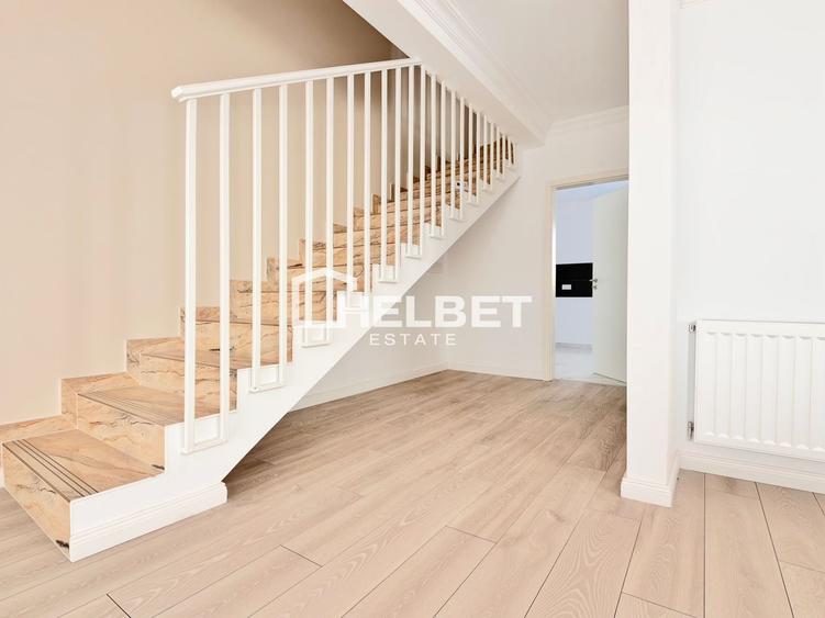 Duplex cu 3 camere cu Canalizare în Sânpetru