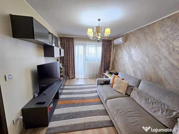 Apartament cu 2 camere decomandat în Sud