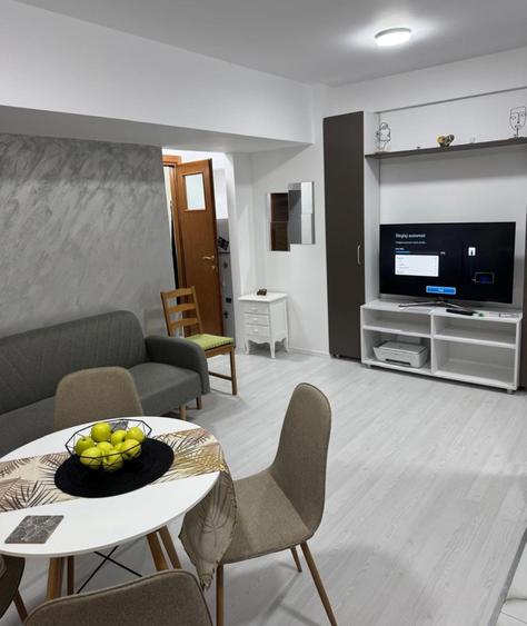 Apartament cu 2 camere semidecomandat în Floreasca