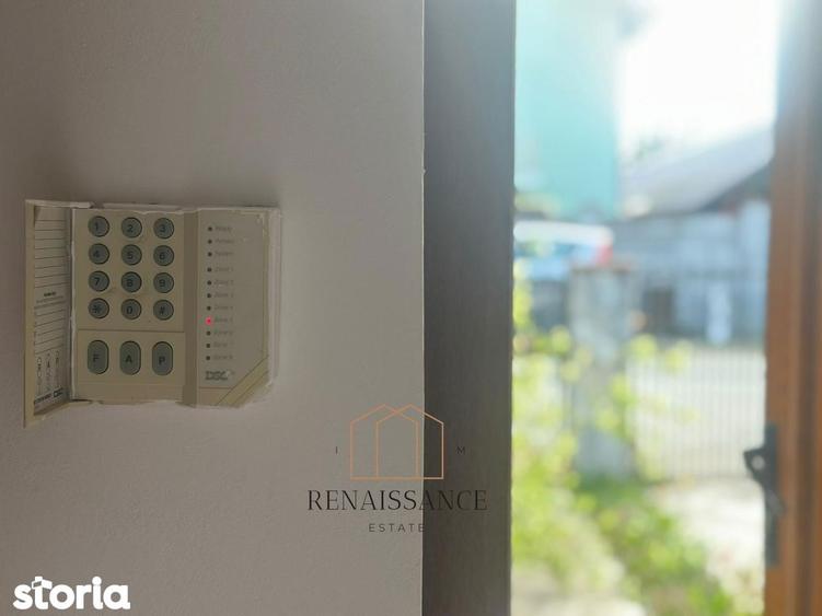 Casă cu 5 camere cu Teren 350 Mp în Dumbrăvița