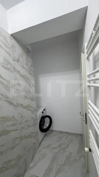 Apartament cu 3 camere semidecomandat, mobilat în Valea Adâncă
