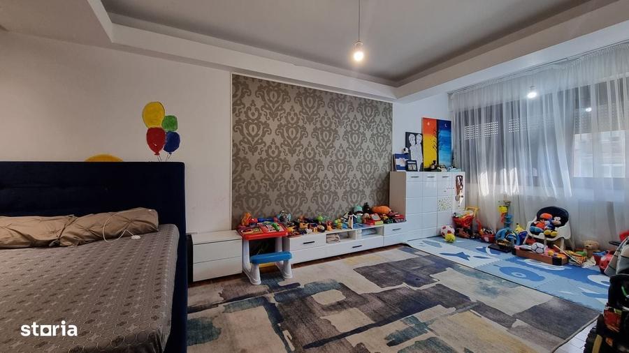 Apartament cu 2 camere decomandat în Cișmigiu