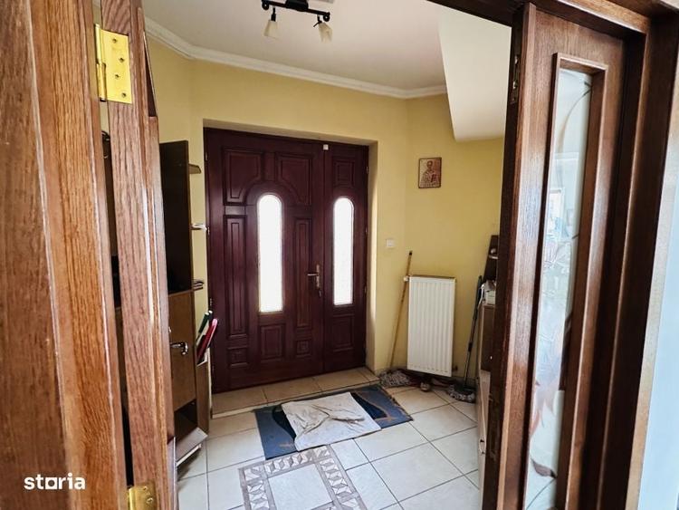 Casă cu 4 camere în Rudeni
