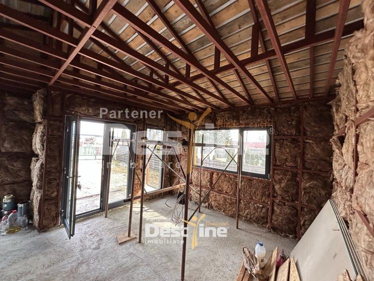 Casă individuală cu 4 camere cu Teren 560 Mp în Girov