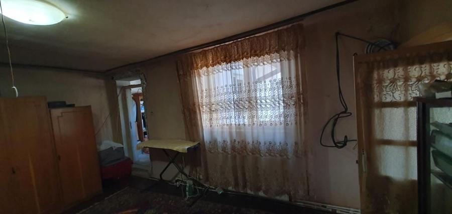 Casă individuală cu 4 camere cu Canalizare în Mihai Bravu