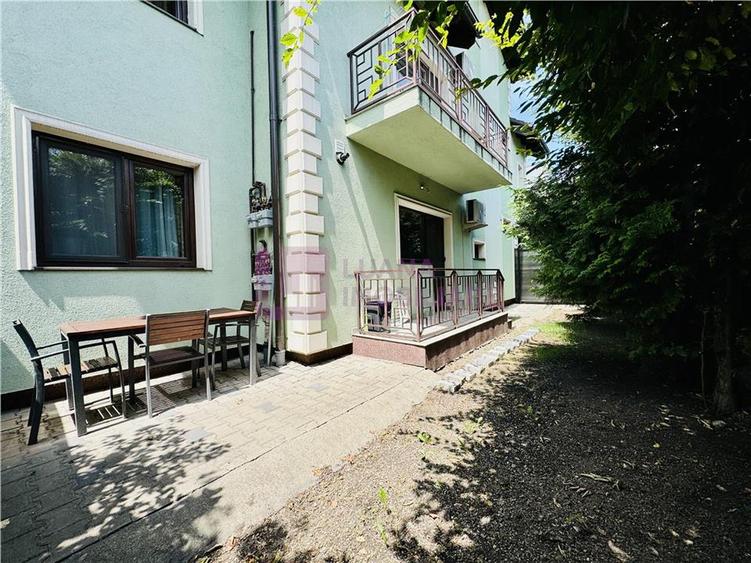 Apartament cu 3 camere decomandat, mobilat în Aeroport