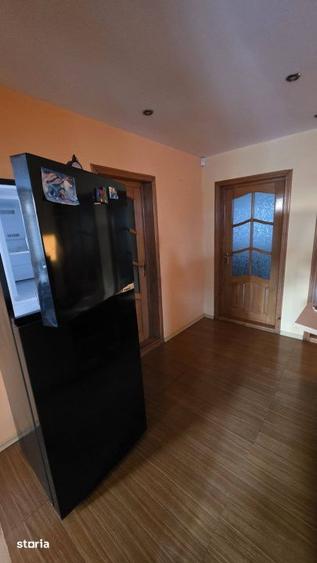 Casă cu 6 camere cu Teren 170 Mp în Central