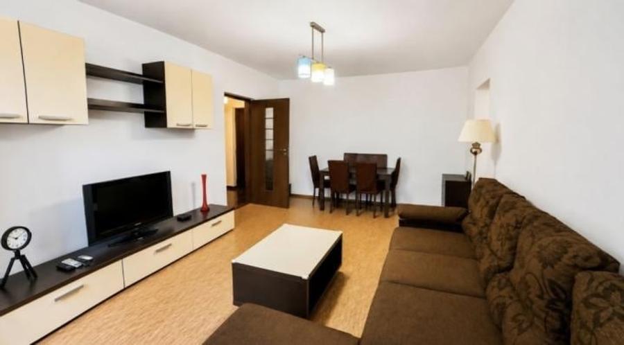 Apartament cu 2 camere semidecomandat, mobilat în Victoriei
