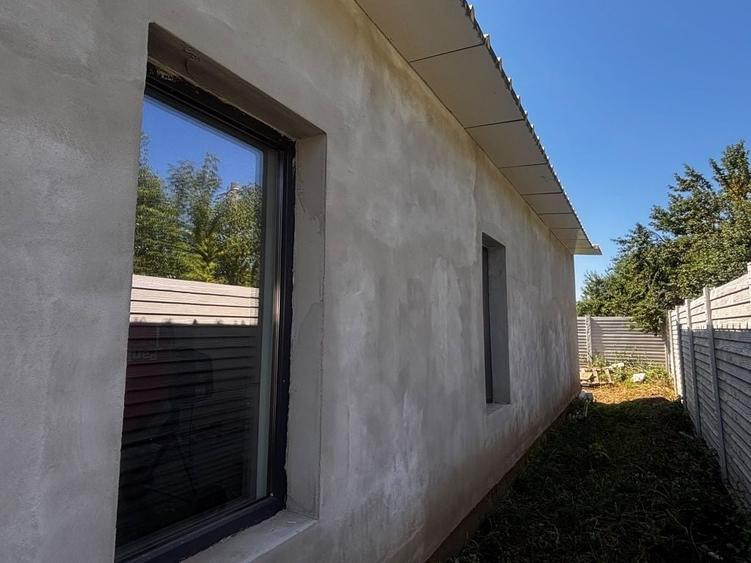 Casă cu 3 camere în Vadu Pașii