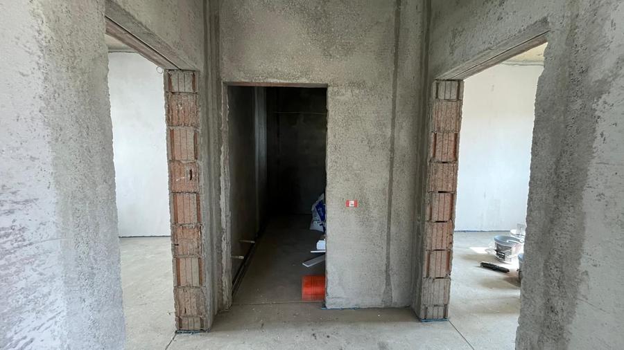 Duplex cu 3 camere cu Canalizare în Moșnița Nouă
