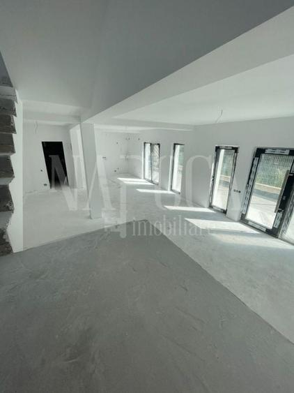 Duplex cu 4 camere cu Canalizare în Dâmbul Rotund