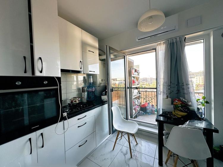 Apartament cu 2 camere decomandat, mobilat în Titan