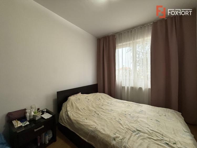 Apartament cu 3 camere semidecomandat, mobilat în Cetății