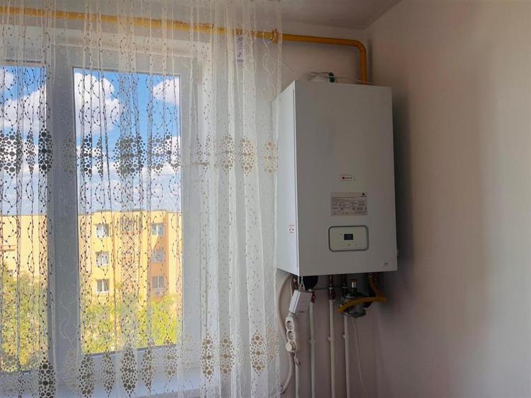 Apartament cu 2 camere semidecomandat, mobilat în Brazda lui Novac
