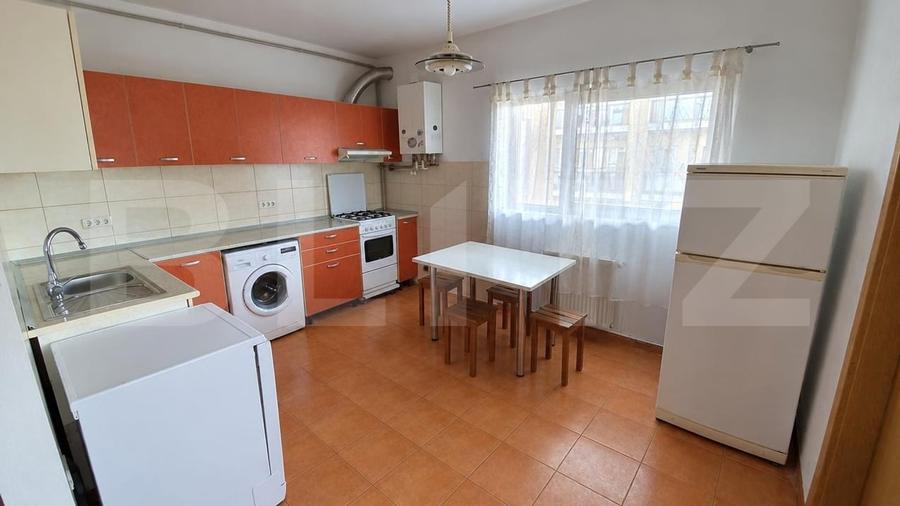 Apartament cu 3 camere decomandat, mobilat în Giroc