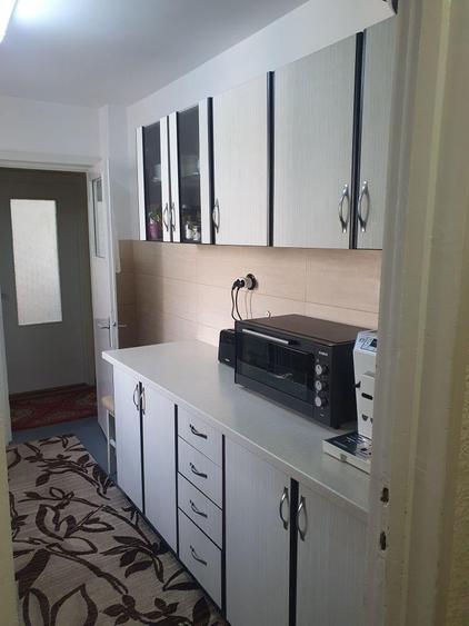 Apartament cu 4 camere decomandat în George Enescu