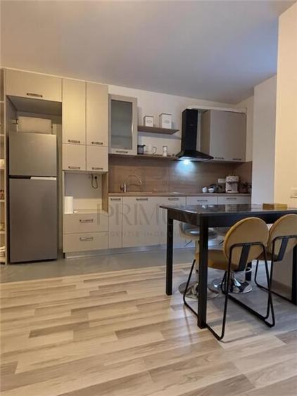 Apartament cu 3 camere decomandat, mobilat în Torontalului