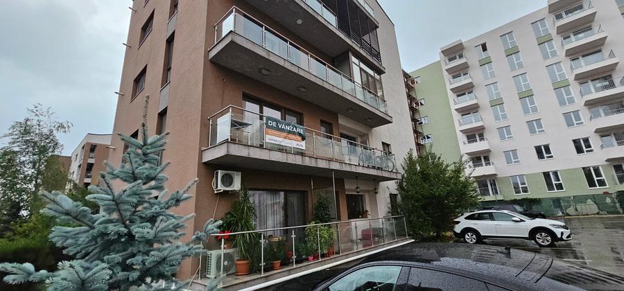 Apartament cu 2 camere semidecomandat, mobilat în Cetate