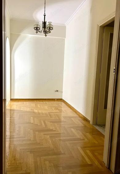 Spațiu comercial, de 80 mp, în Obor
