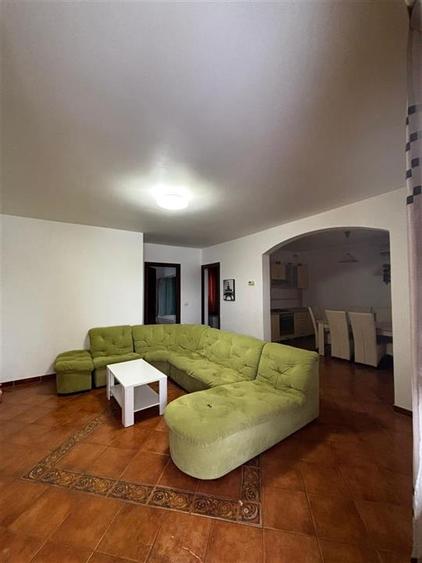 Apartament cu 2 camere semidecomandat, mobilat în Gai