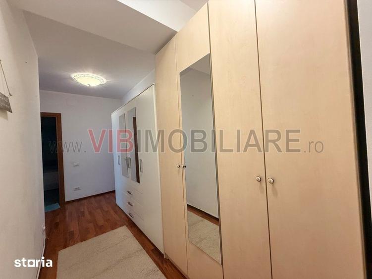 Apartament cu 3 camere în Tei